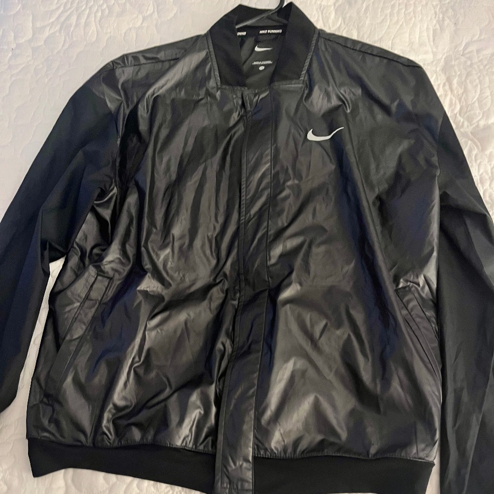 Nike Swoosh Run Women's Running Jacket
